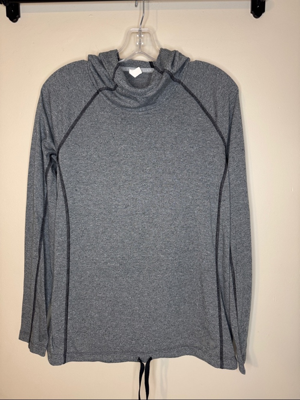 Under Armour Heathered Gray Hooded Performance Shirt L